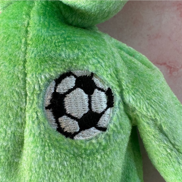 Vintage Ty Beanie Baby “Kicks” with Tag Errors 1998/1999 - Picture 5 of 13